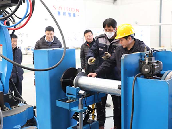工業(yè)變位機搭配焊接機器人操作流程 工業(yè)變位機搭配焊接機器人操作流程
